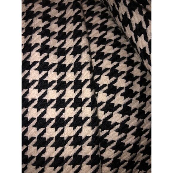 Zara Academia Regency Classic Black & White Houndstooth Puffy Sleeves Dress - Picture 11 of 11